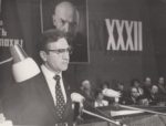 И.А. Мочалов, первый секретарь ГК КПСС выступает с докладом на XXXII городской партийной конференции. 1985. Ф.140.Оп.1.Д.1326